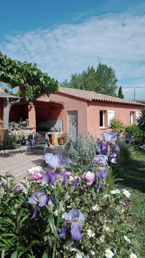 Bed and Breakfast Mas Uranie Le Soler Exterior foto